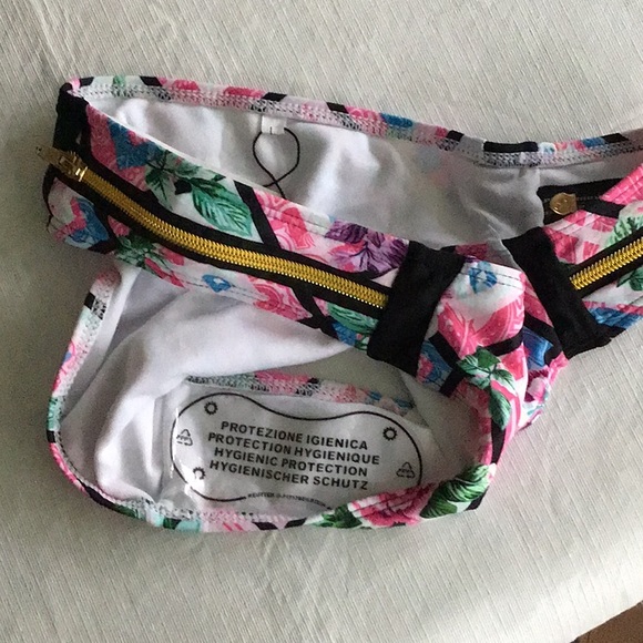 BIKINI FRONT ZIP STRETCH - Picture 6 of 11